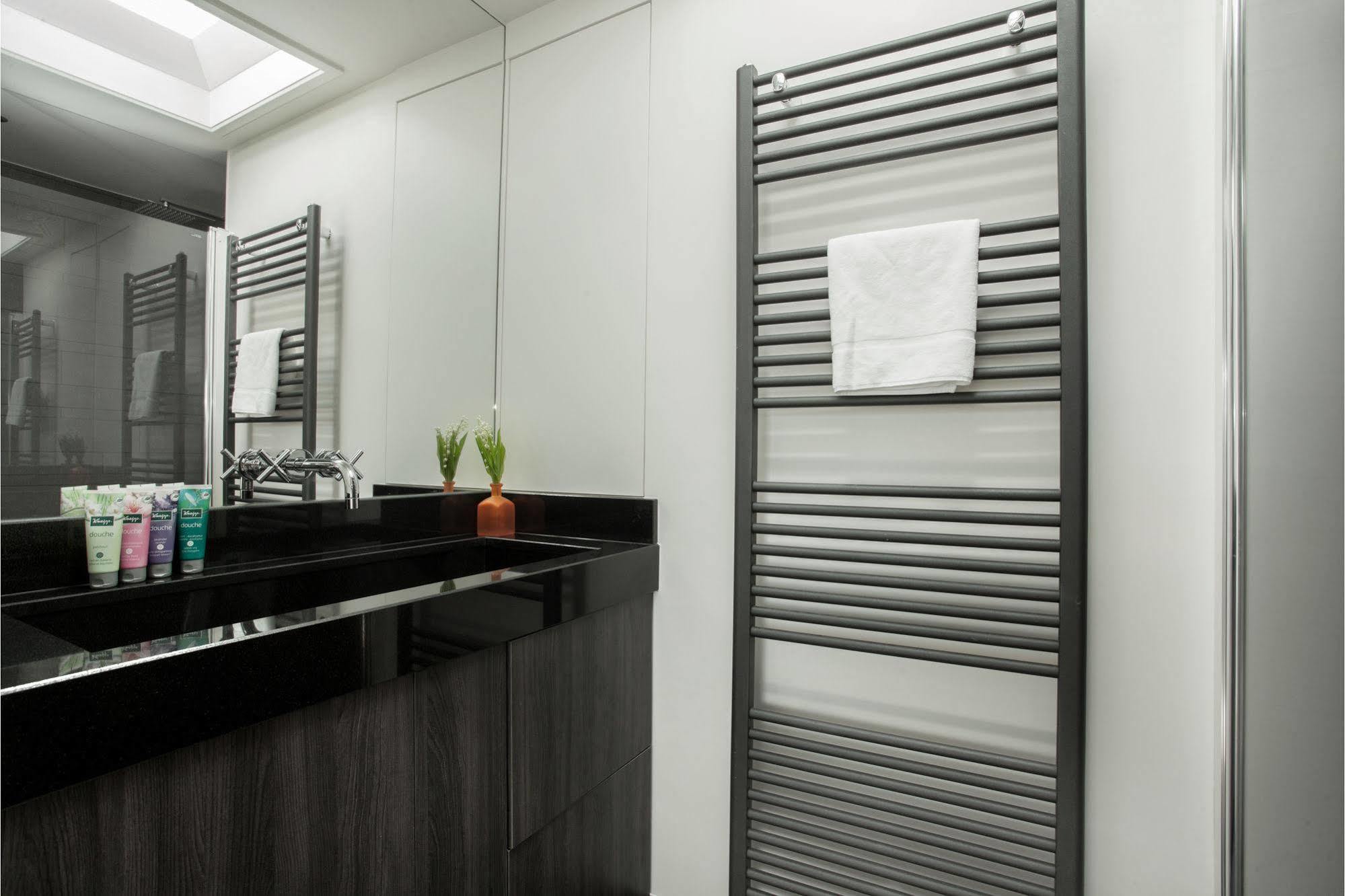 Stayci Serviced Apartments Denneweg La Haya Exterior foto